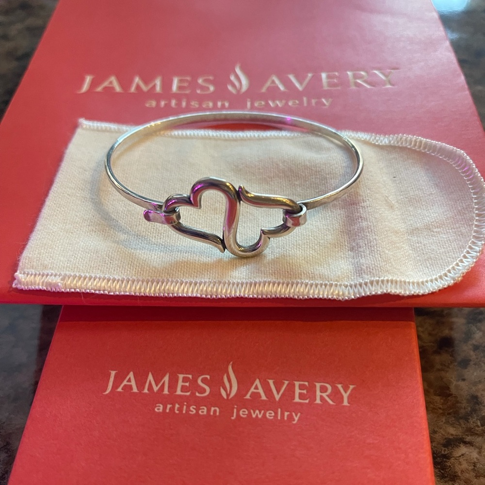 James Avery Heart to Heart Hook On Bracelet